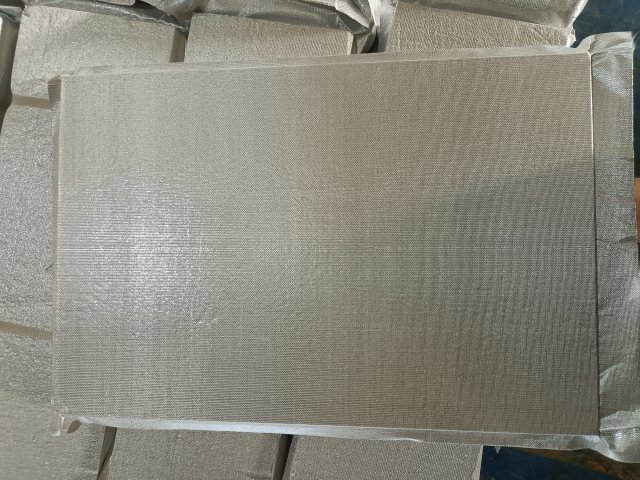 STP保溫板用于電動汽車行業(yè)市場“一片藍海”